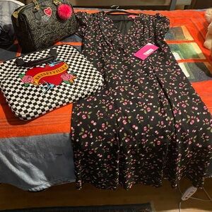 NWT Betsey Johnson Black and Pink Floral Midi Dress handbag and free sunglasses!